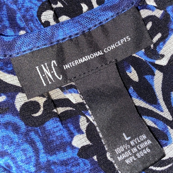 Int’l Concepts by Macy’s Pullover Lined Blouse w/Cold Shoulder Details BLU SZ LG - Picture 3 of 5